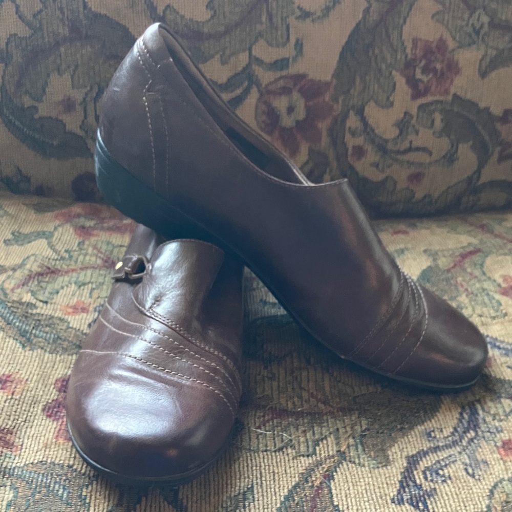 Dansko Women's Brown Leather Slip-On Loafers